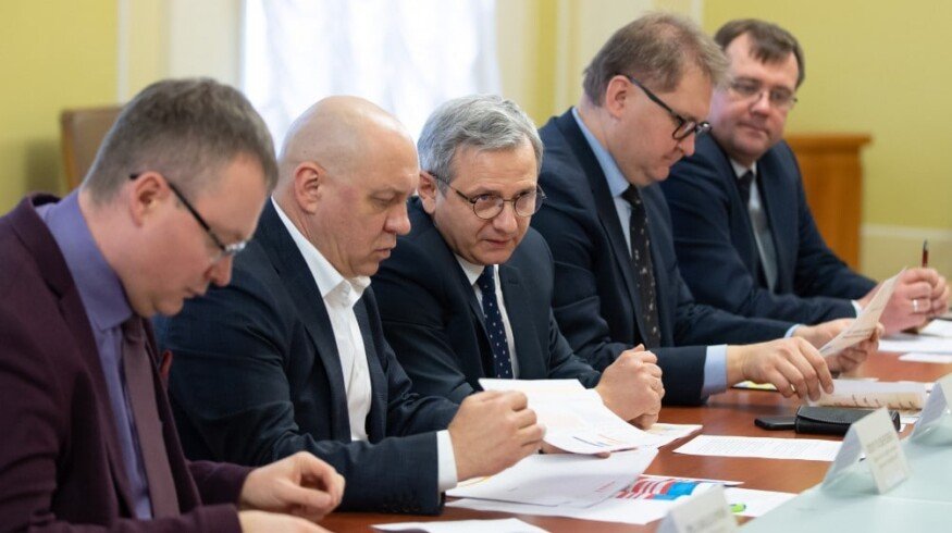 Ukraine calls for restricting import of fertilizers