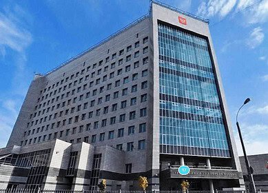 Hydrometallurgical plant is suing its own trading house