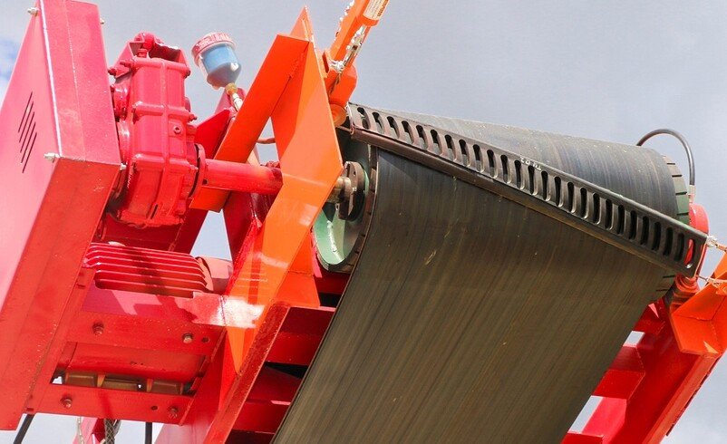 Case Study: Safe Conveyor Equipment Design by Martin Engineering