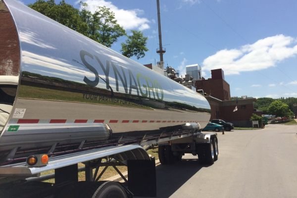 Texas ranchers sue fertilizer company over land contamination