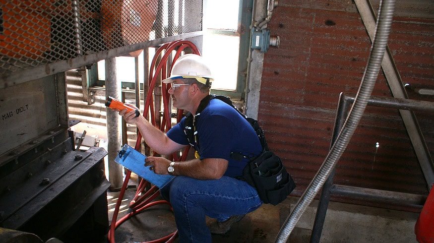 Steps to ensure industrial service contractors have required training