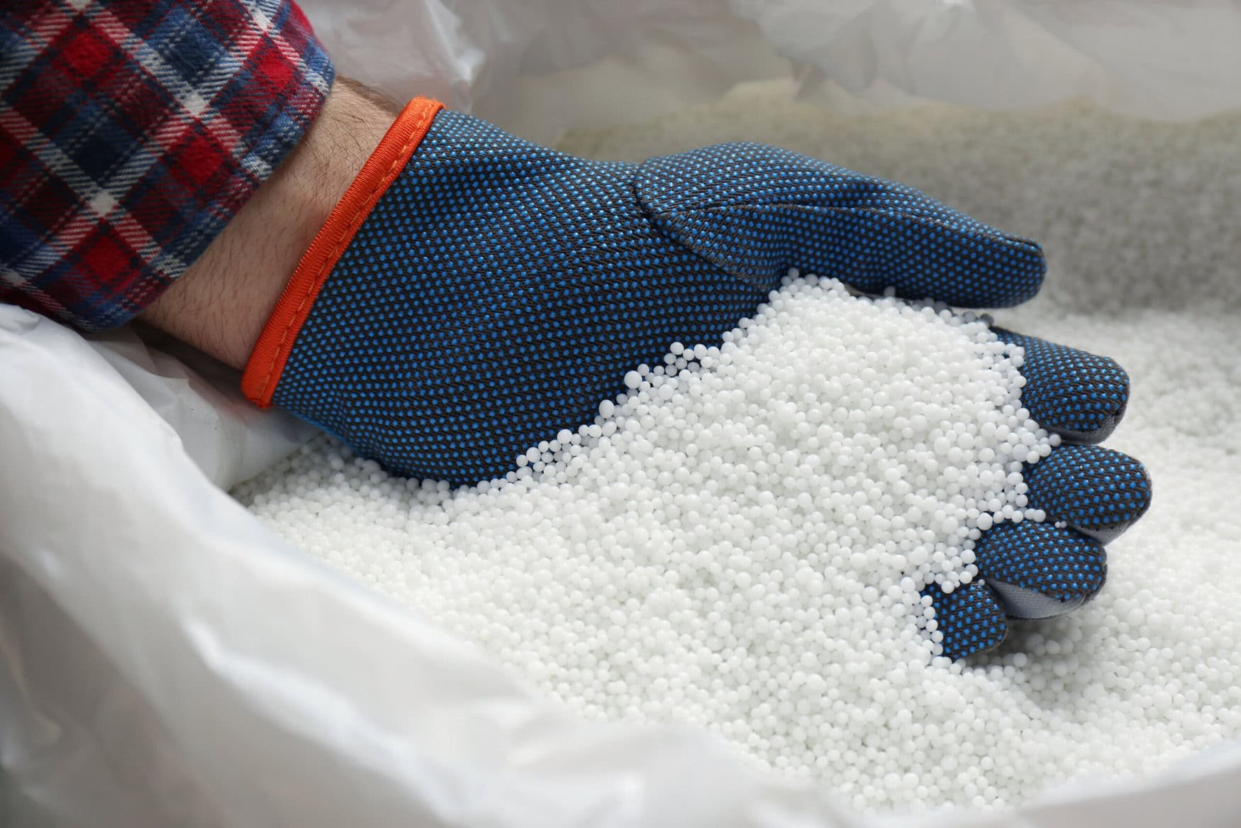 Urea prices declined globally to $290 per ton