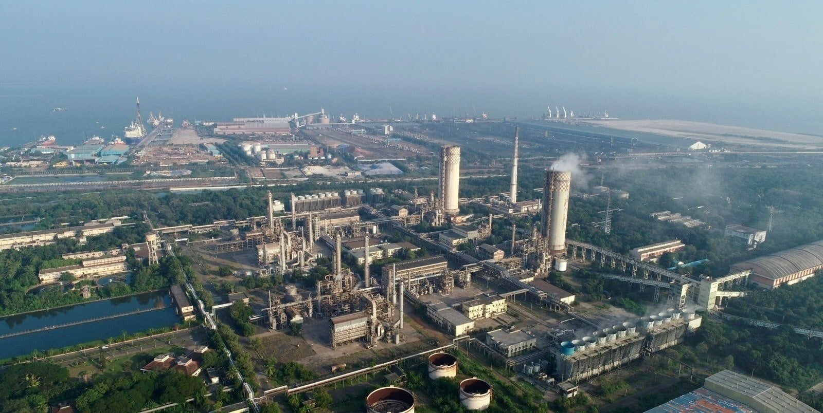 BASF and AM Green partner for new low-carbon chemical production in India
