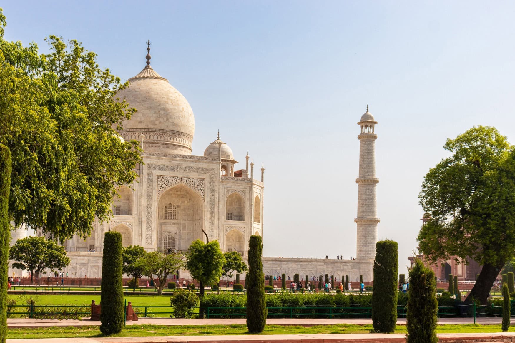 India aims to halt urea imports by 2025 with a shift to green production