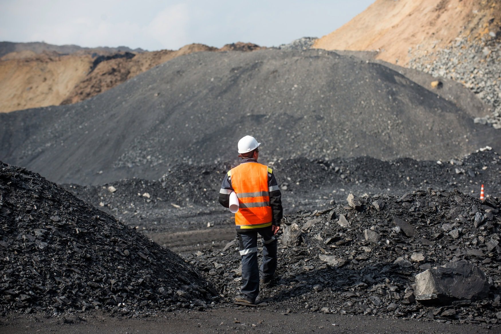 China and Pakistan discuss coal-based fertilizer plant development in Sindh
