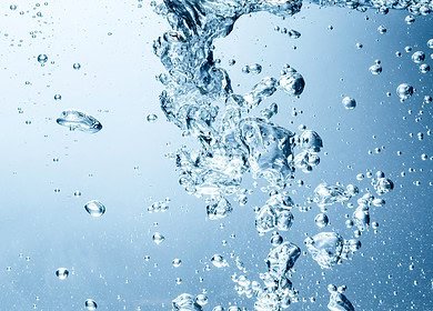 Algae-derived materials offer a new approach to water purification
