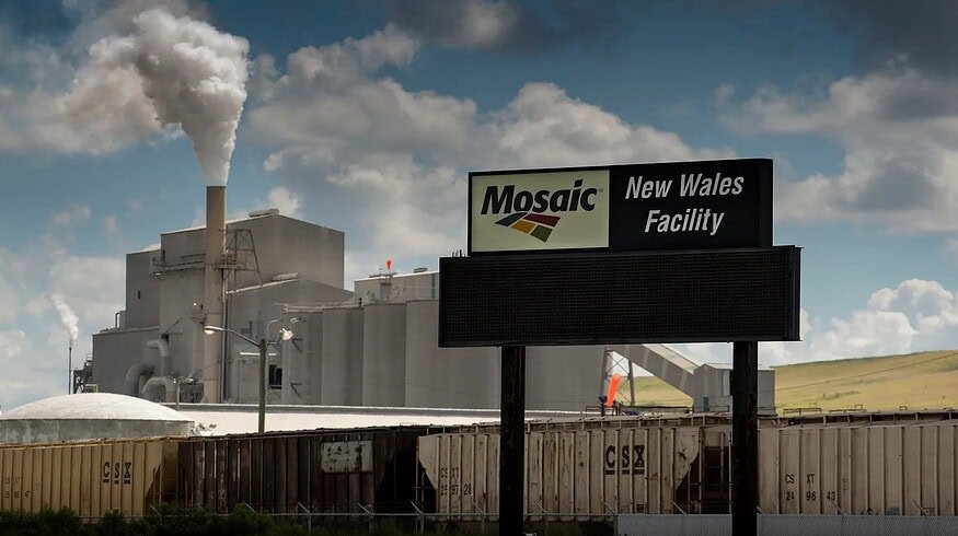 Environmental groups challenge Mosaic in Florida over phosphogypsum road plan and underground wastewater well concept