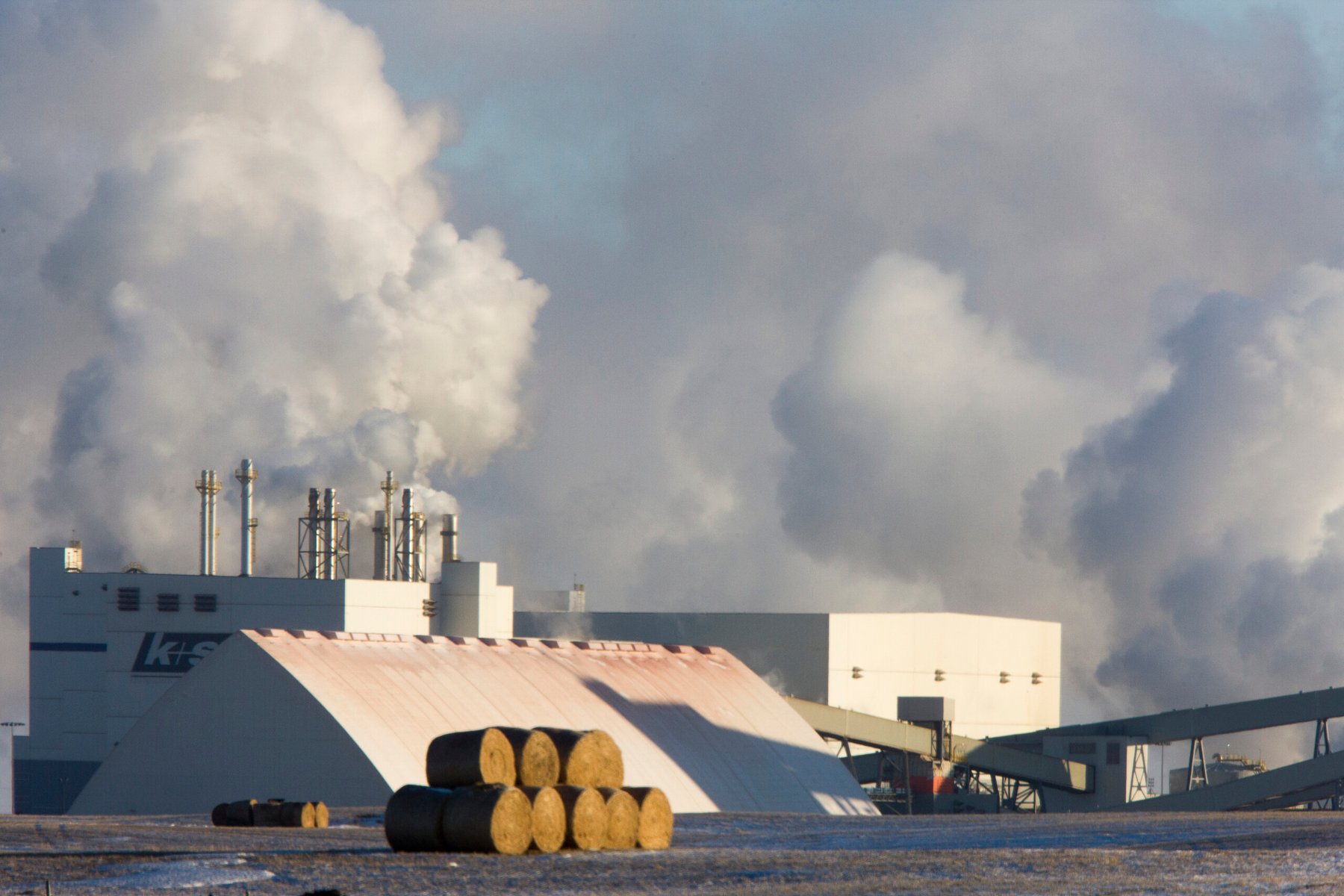 Canada may restrict potash exports to U.S. as a strategic response to imposed trade tariffs