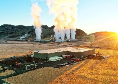Vaxa Technologies uses geothermal energy to cultivate microalgae on Iceland’s indoor farm