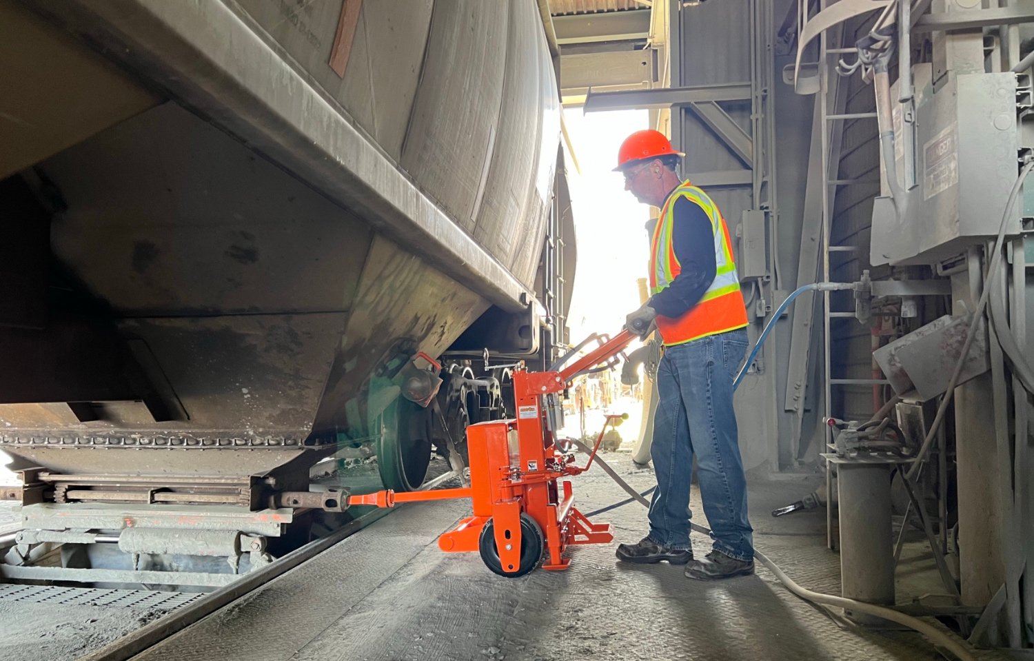 Martin Engineering launches fourth-generation railcar opener