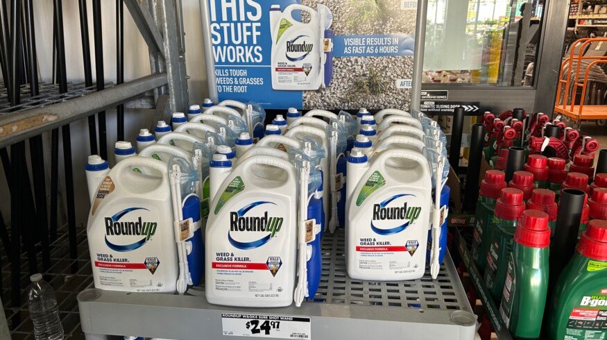 Bayer adds $1.37 billion to Roundup litigation reserves to address ongoing U.S. lawsuits claiming this weed killer causes cancer