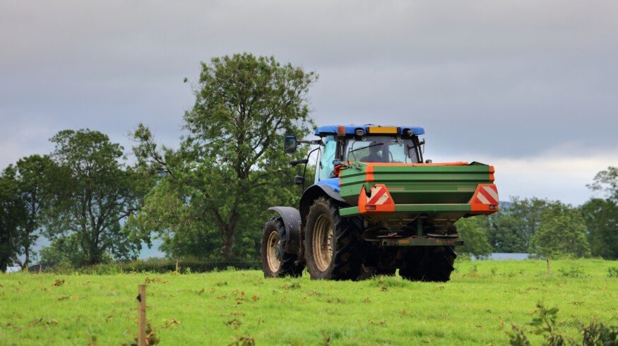Teagasc advises Irish farmers on autumn fertilizer use under new phosphorus regulations