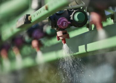 Bayer extends cereal herbicide lineup with new registrations in Canada