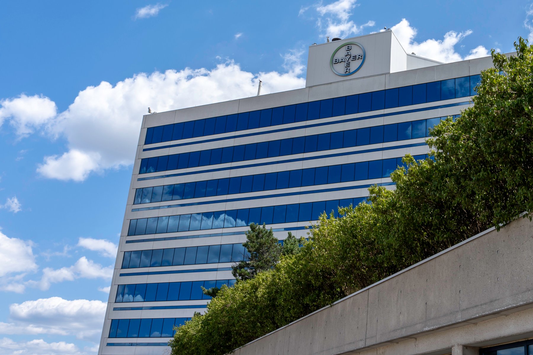 Bayer plans new herbicide launch in Australia as Roundup alternative