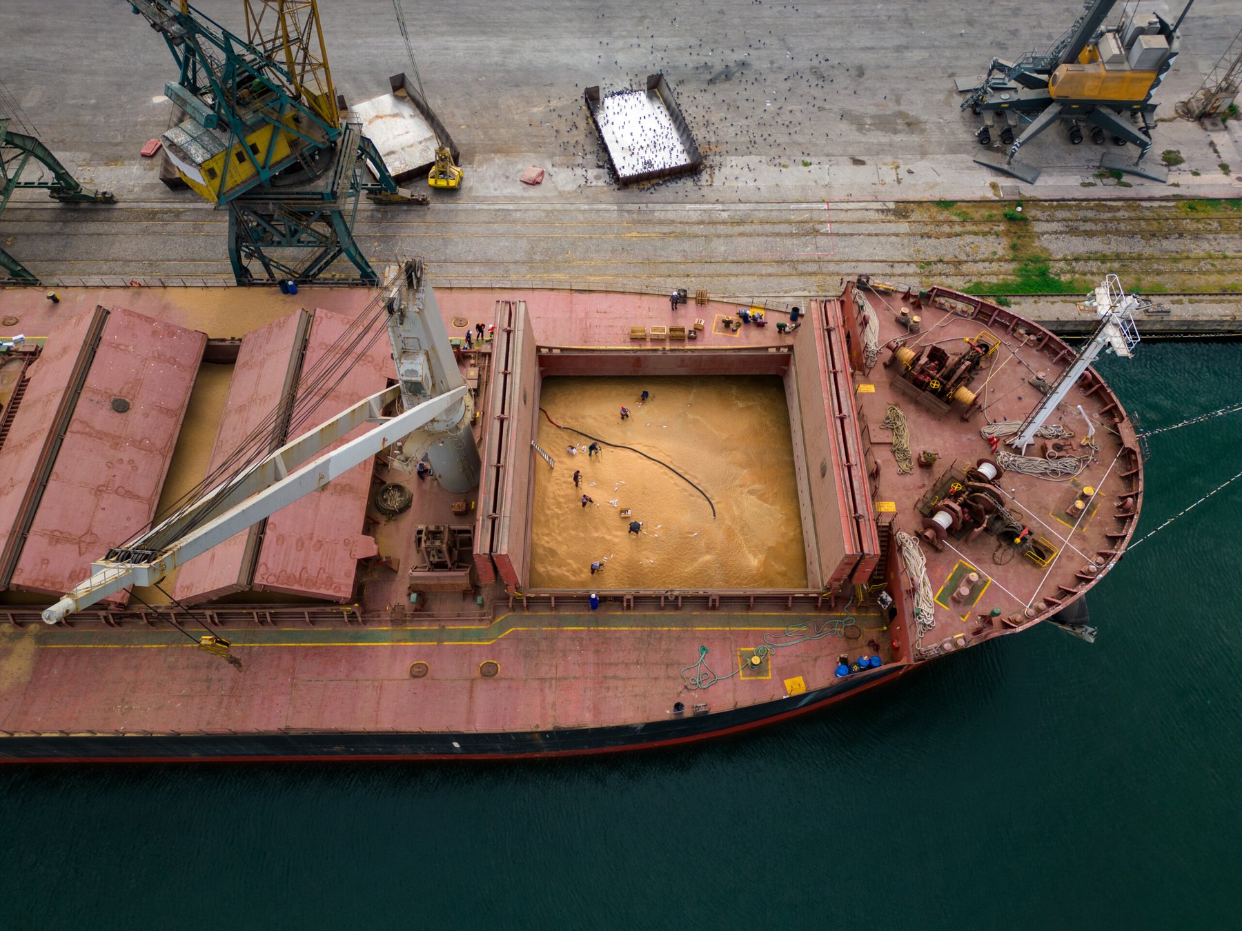 US soybeans move toward first China shipment since May