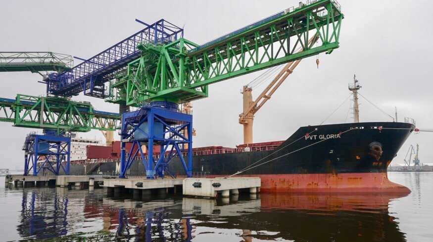 Uralchem sends 30,000 tons of humanitarian fertilizer to Bangladesh
