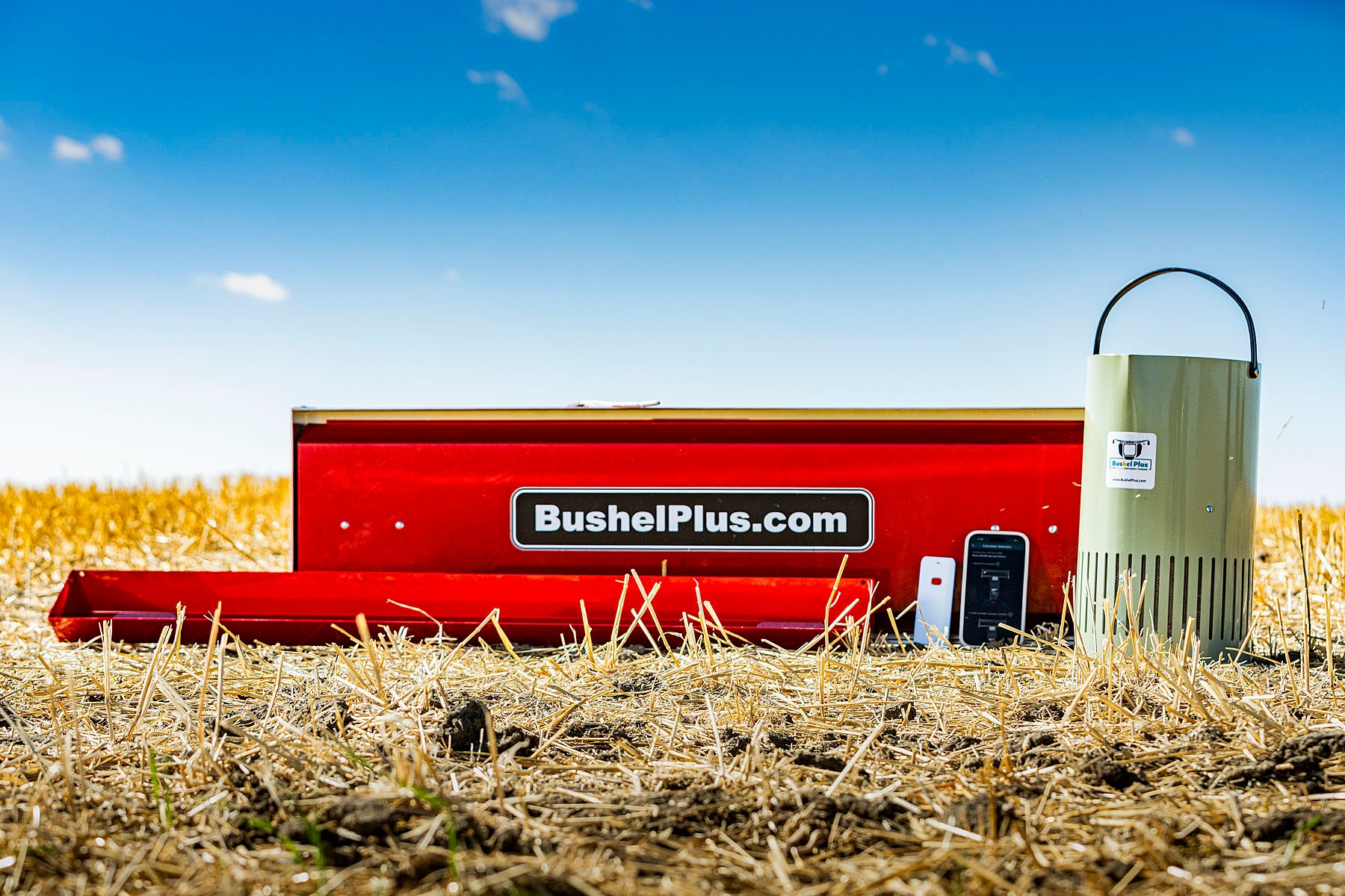 Bushel Plus partners with John Deere to expand access to harvest-loss measurement system