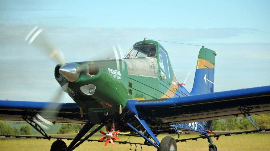 Embraer marks 1,700 deliveries of Ipanema agricultural aircraft in Brazil