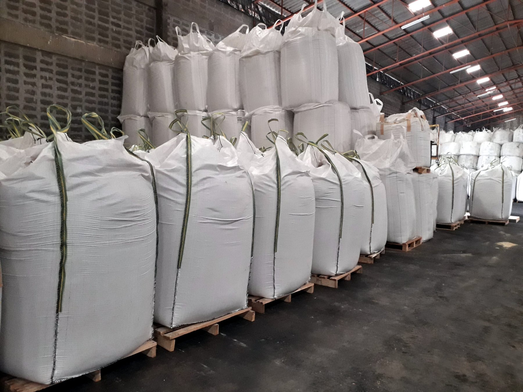 India issues 1.7 million tonne urea tender through RCF with bids opening on August 11