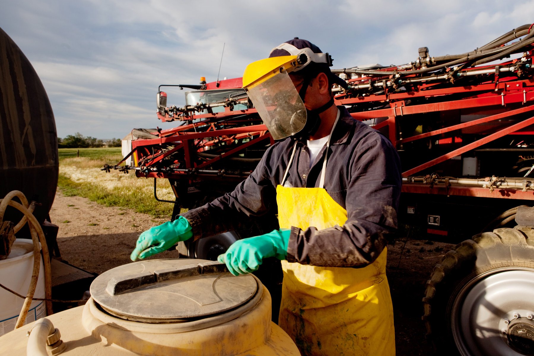 China proposes tighter registration rules for new agricultural chemicals