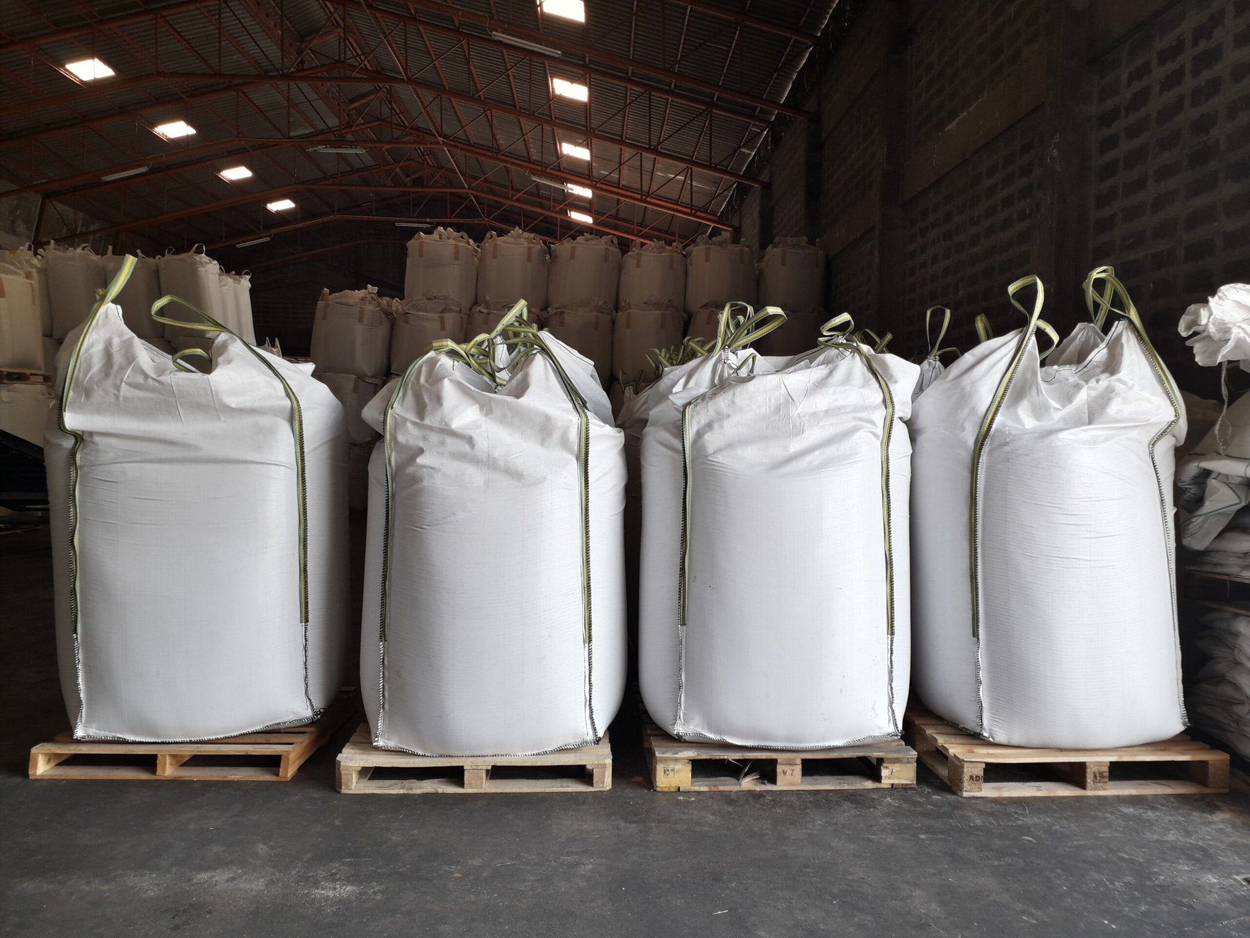 University of Illinois study finds fertilizer industry consolidation is a key hidden driver of high prices
