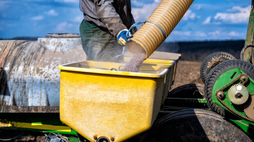 Brazil phosphate shortage deepens as sulfur squeeze idles plants and H1 deliveries fall 5.4%