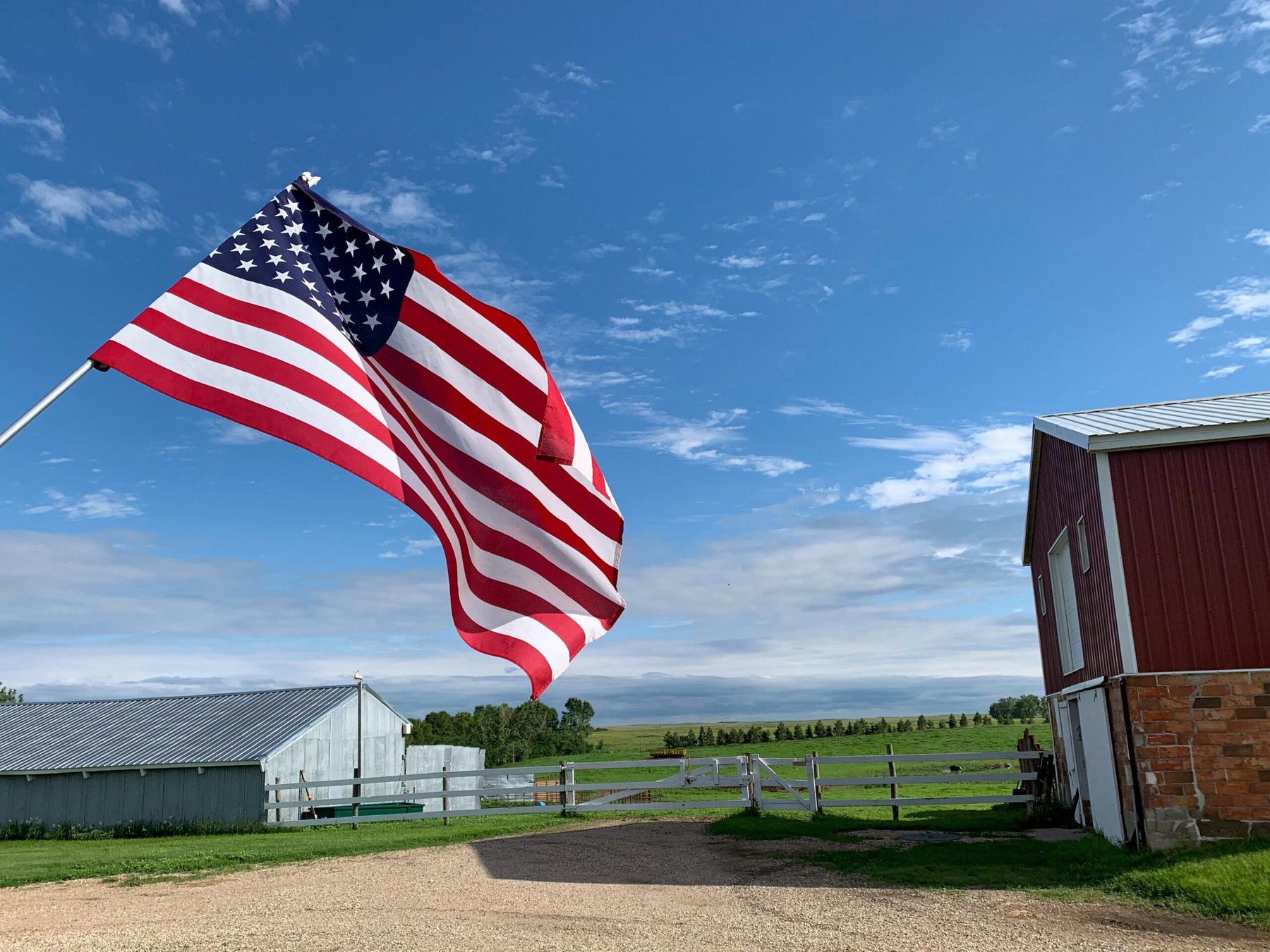 USDA farm income forecast drops $9.1B in real terms as fertilizer expenses surge 15.3%