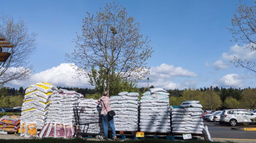 NCGA-ASA farmer survey: 90% of growers as or more worried about finances as fertilizer costs bite