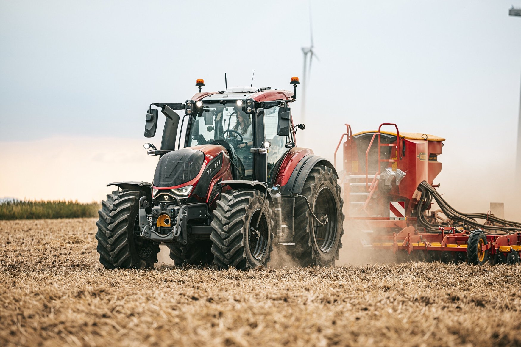 Valtra unveils 6th-generation T Series with new engine, digital controls and farm connectivity