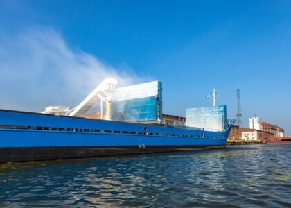Russian phosphate fertilizer duties: Guryev urges temporary U.S. suspension